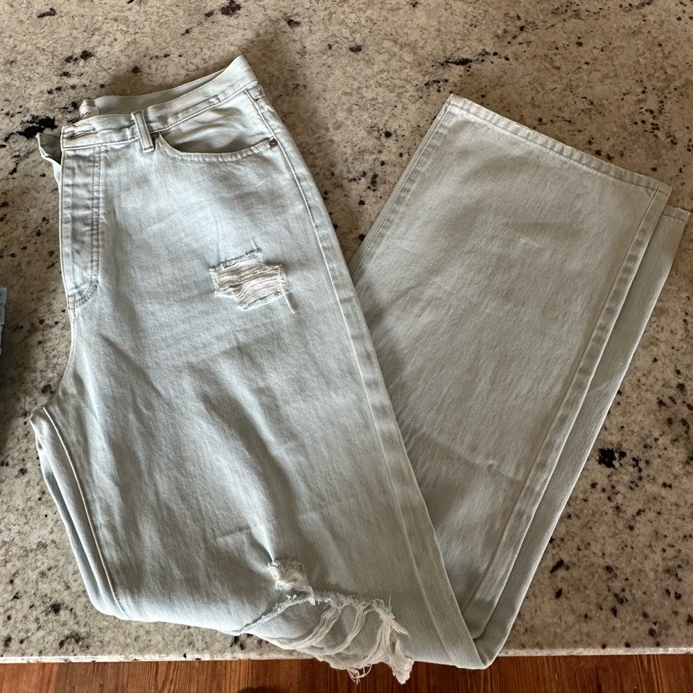 KanCan Jeans High Waisted Wide Leg style